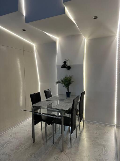 P-122 Piotrkowska Apartment. وودج المظهر الخارجي الصورة